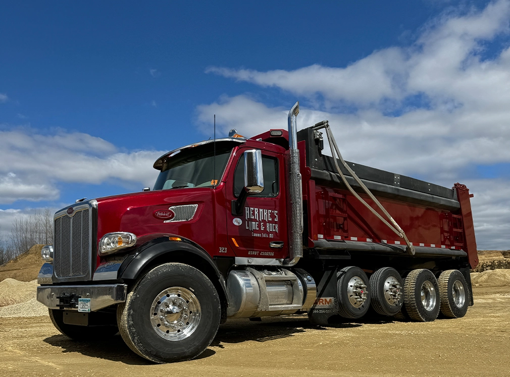 323-custom-hauling 2 industrial equipment